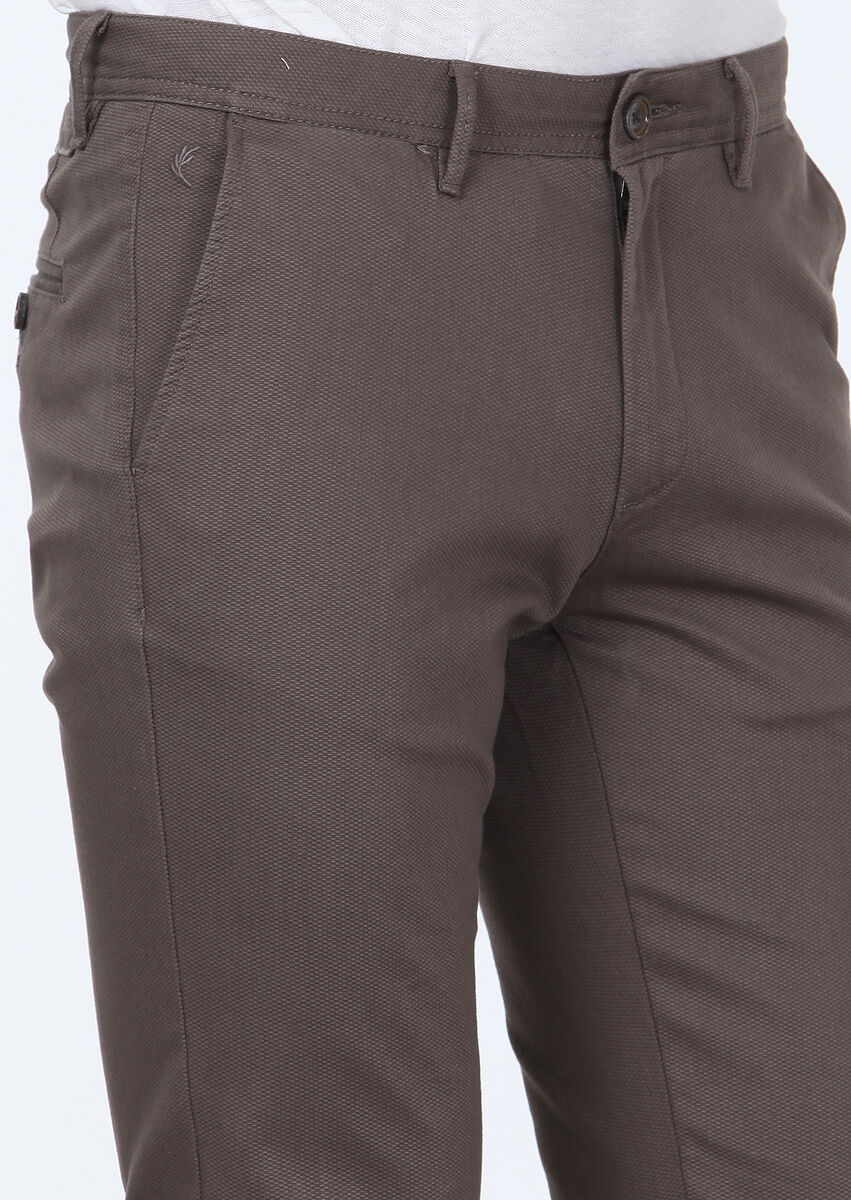 Kahverengi Dokuma Regular Fit Casual Pamuk Karışımlı Pantolon