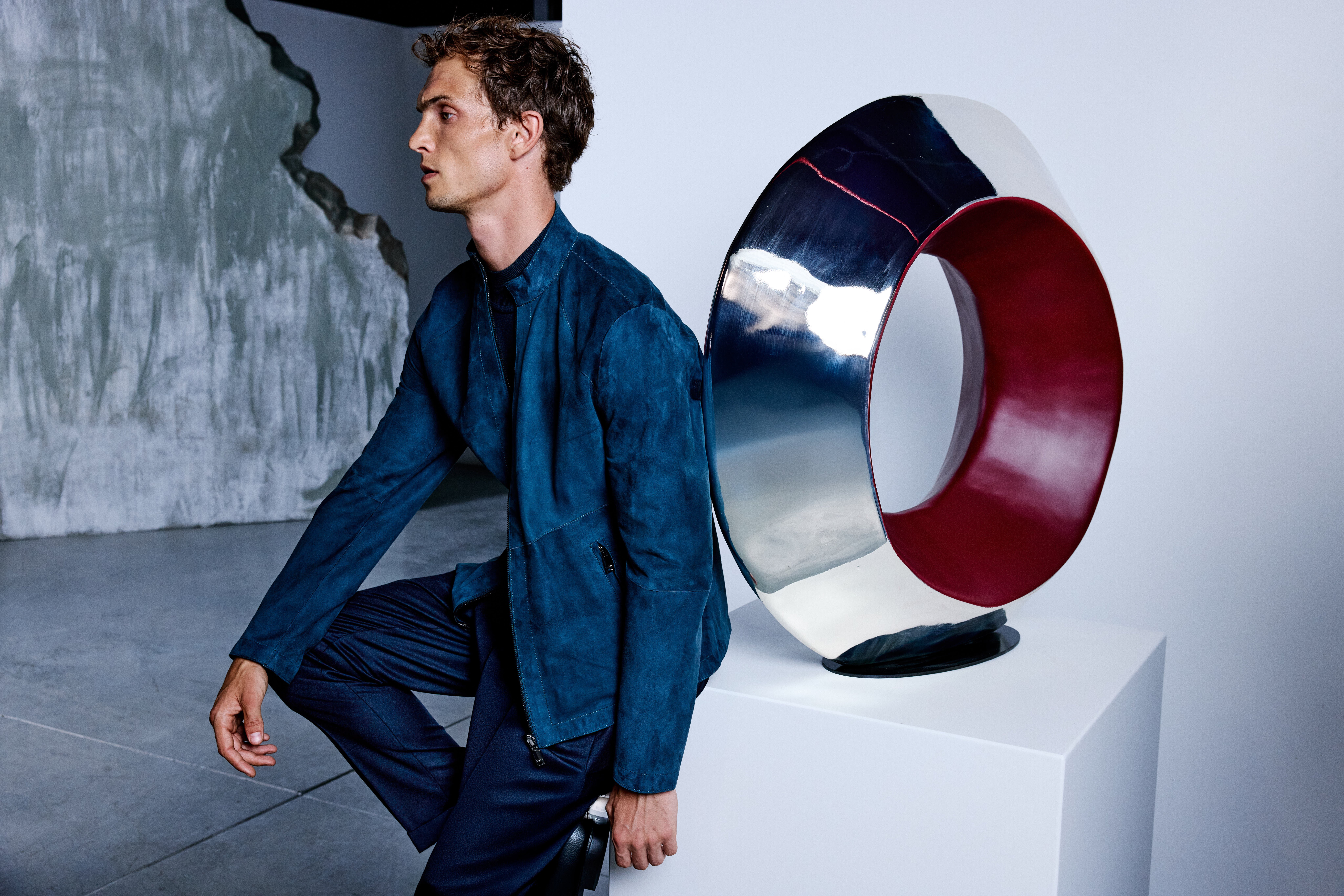 2025 Kış Erkek Modası Trendleri: Ramsey ile Zarif Katmanlar