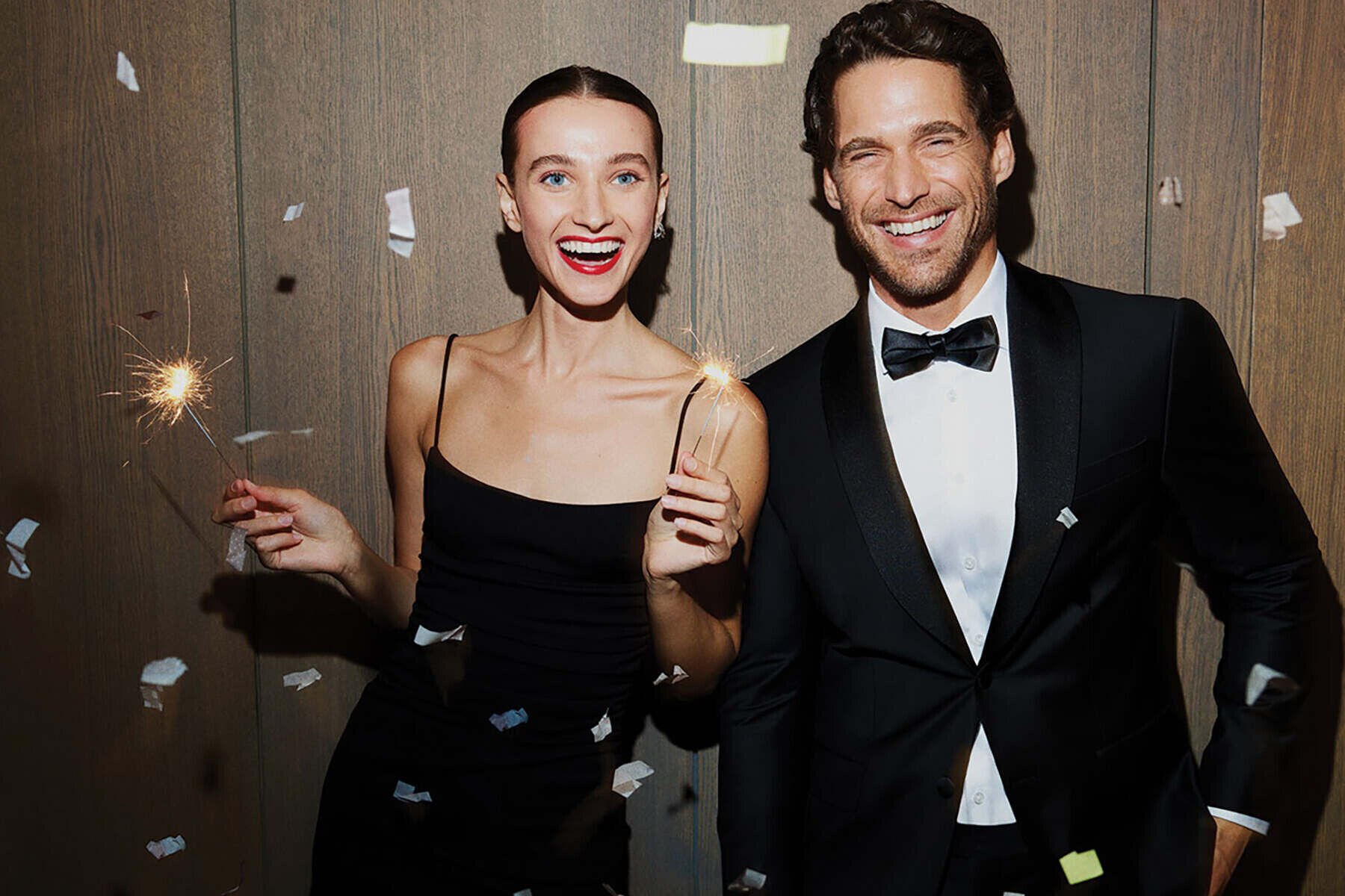 Ramsey ile Modern Erkek Stili: Siyah Takım Elbise Rehberi