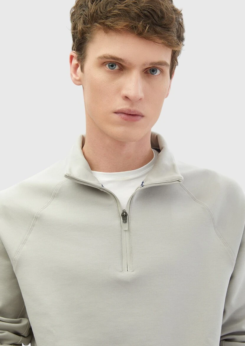 Açık Gri Dik Yaka Düz Sweatshırt - 3