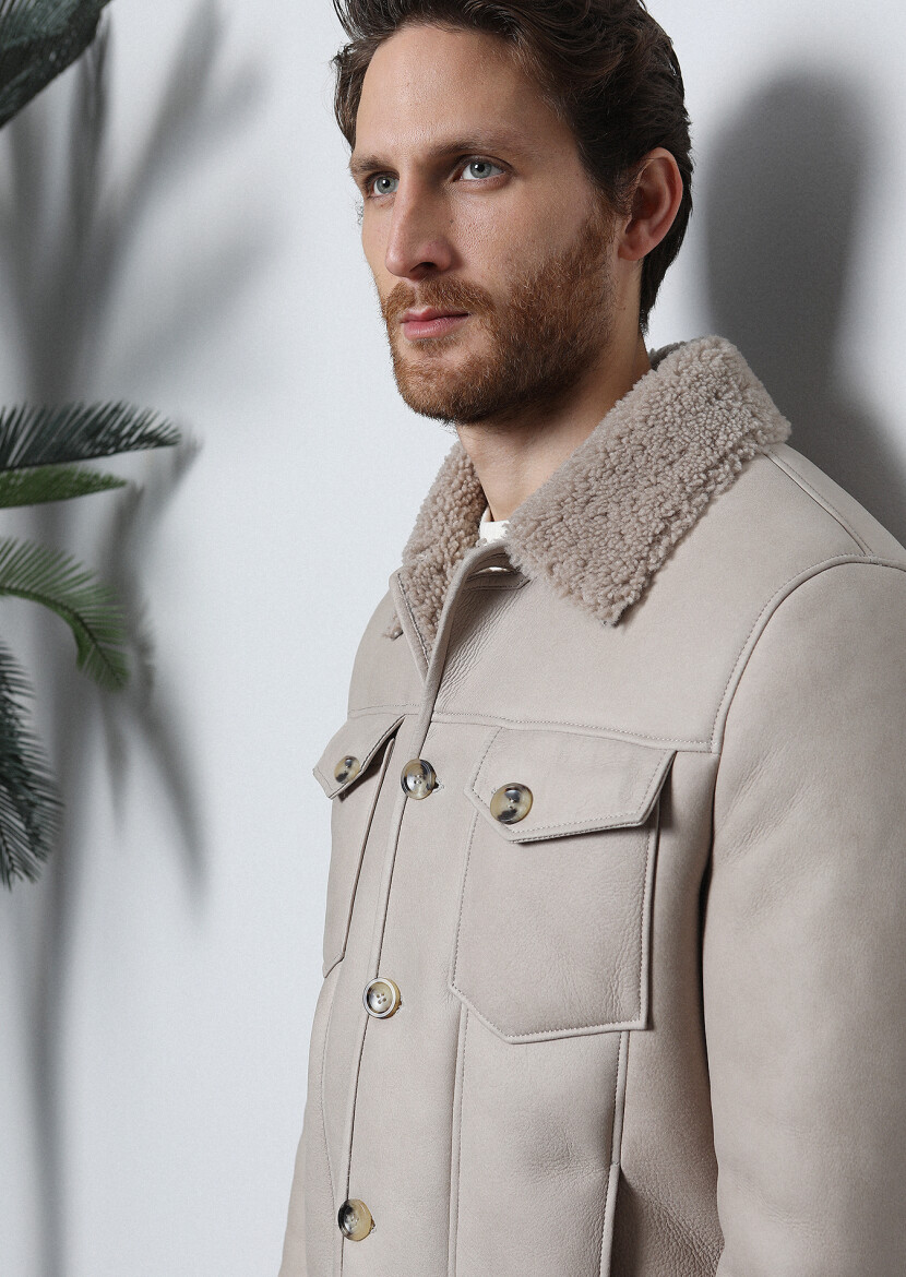 Beige Regular Fit Shirt Collar Casual Fur Leather Coat - 3