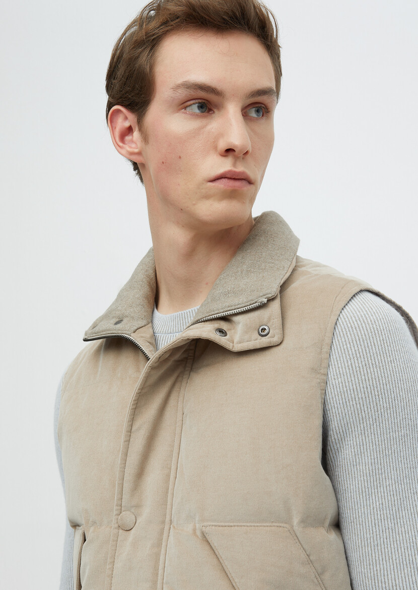 Beige Regular Fit Turtleneck Casual Weaving Puffer Vest - 5