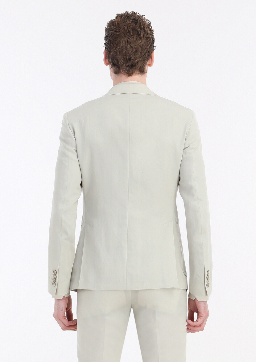 Beige Suit With Waistcoat - 9