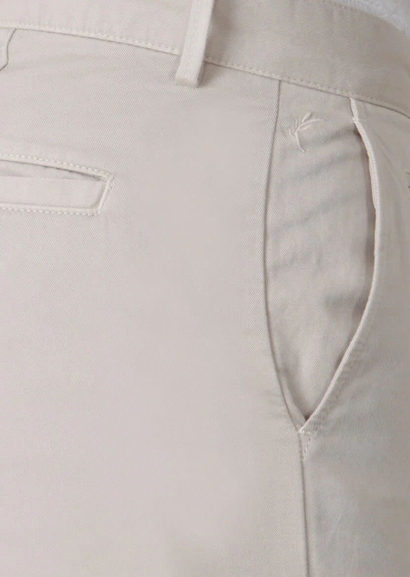 Beige Weaving Regular Fit Casual Cotton Blended Trousers - 3