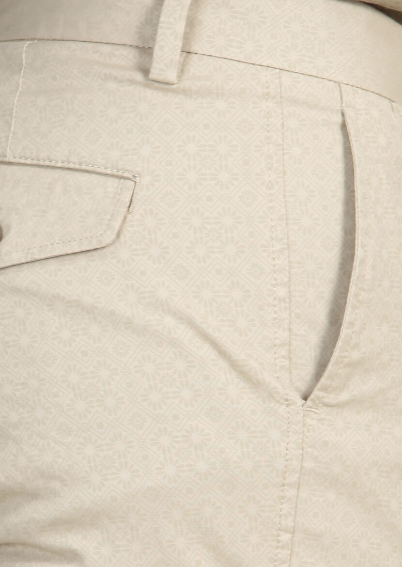 Bej Baskılı Dokuma Regular Fit Casual Pamuk Karışımlı Bermuda - 3