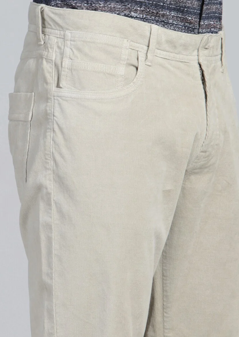 Bej Düz Dokuma Slim Fit Kadife Casual Pamuk Karışımlı Pantolon - 4