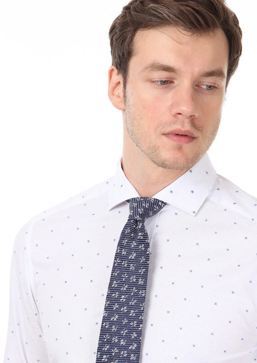 Beyaz Desenli Slim Fit Dokuma Klasik %100 Pamuk Gömlek 