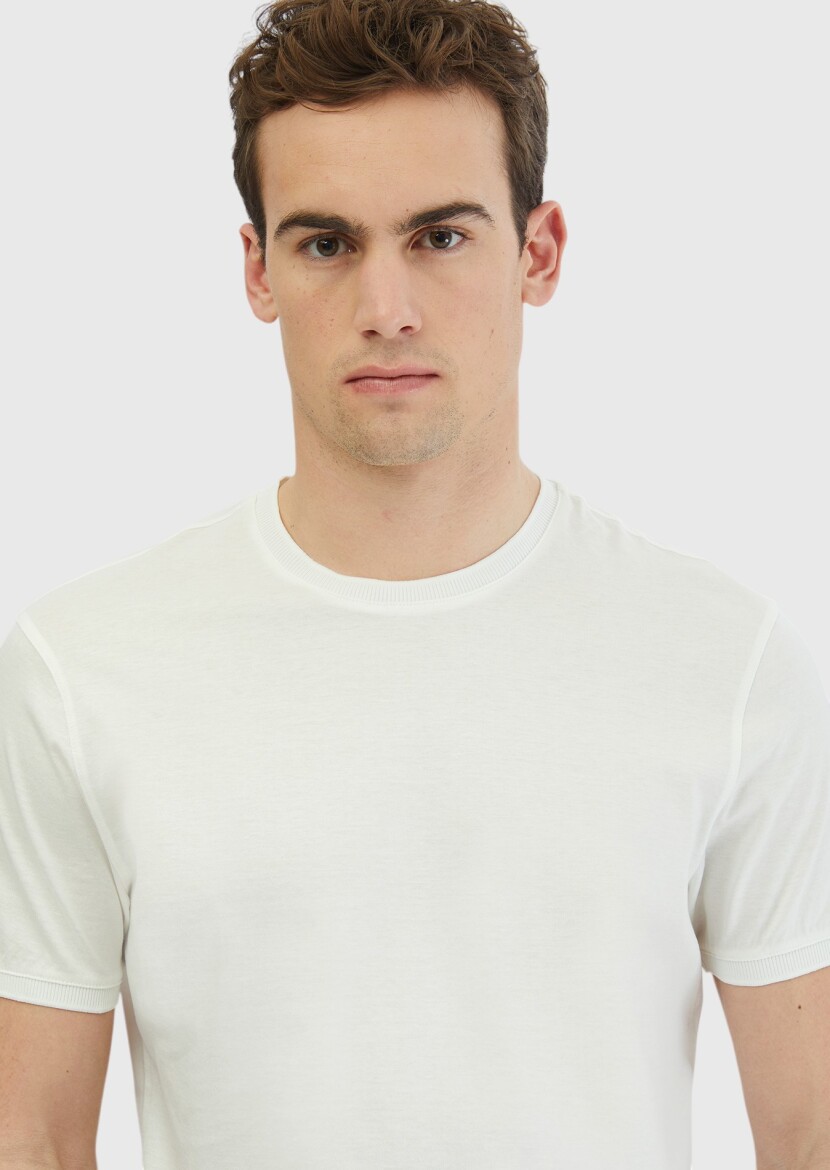 Beyaz Düz Bisiklet Yaka %100 Pamuk T-Shirt - 3