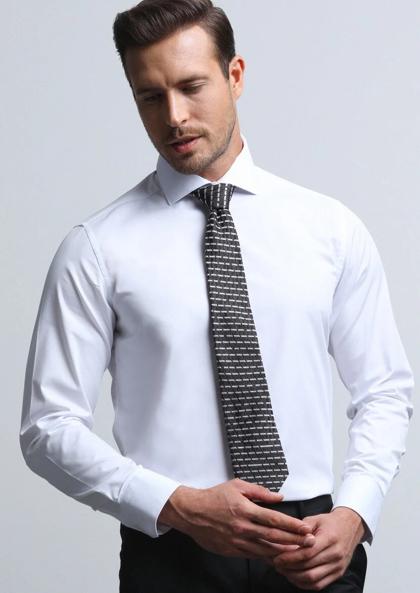 Beyaz Düz Regular Fit Dokuma Klasik Pamuk Karışımlı Gömlek 