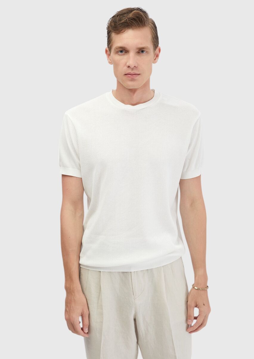 Beyaz Jakarlı Bisiklet Yaka %100 Pamuk T-Shirt - 1