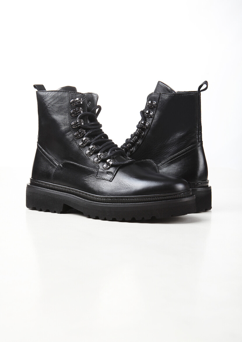 Black Boot - 3