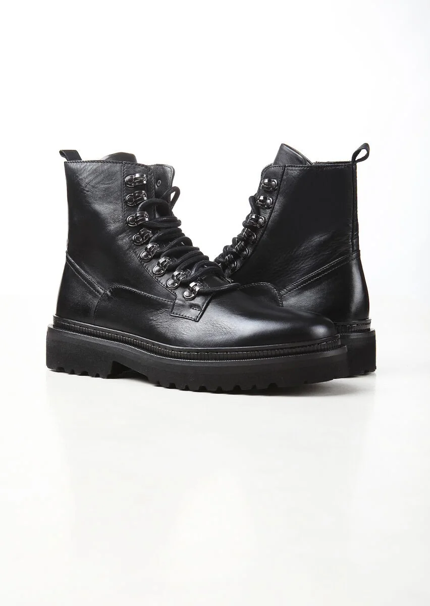 Black Boot - 3