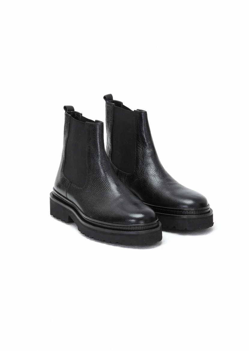 Black Boot - 2