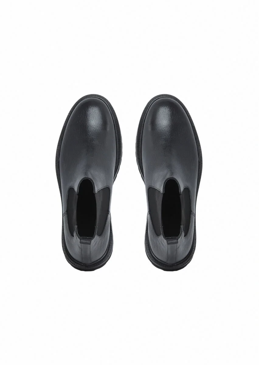 Black Boot - 6