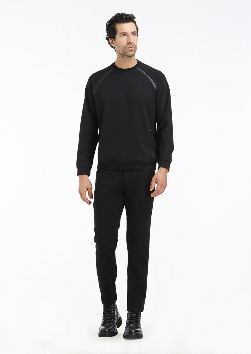 Black Crew Neck Plain Sweatshirt - 1