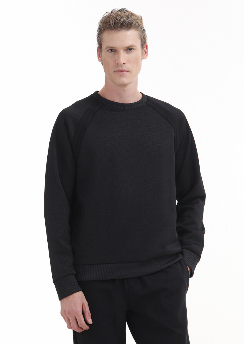 Black Crew Neck Plain Sweatshirt - 1