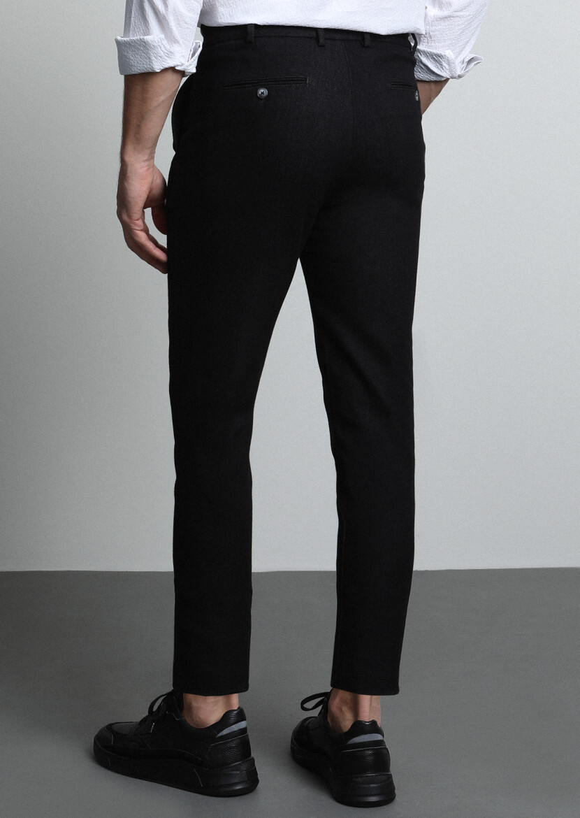 Black Knitting Jogging Fit Casual Cotton Blended Trousers - 5