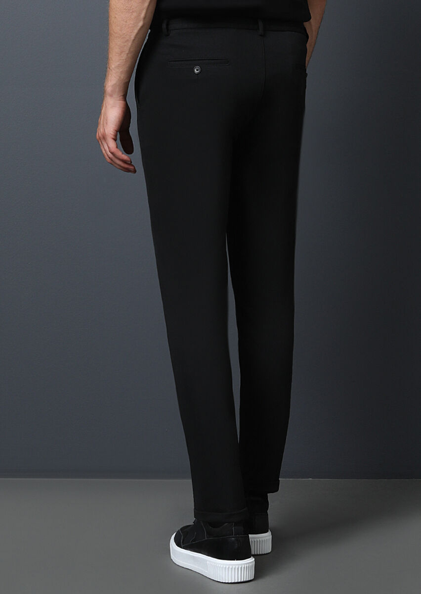 Black Knitting Jogging Fit Casual Trousers - 5