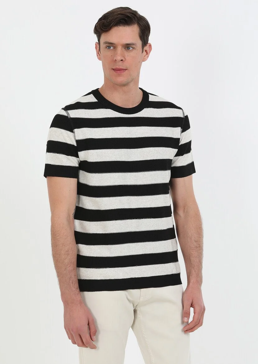 Black Knitwear - 1
