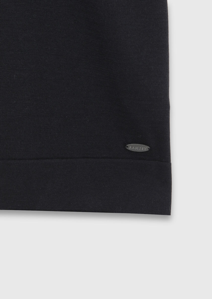 Black Knitwear - 7