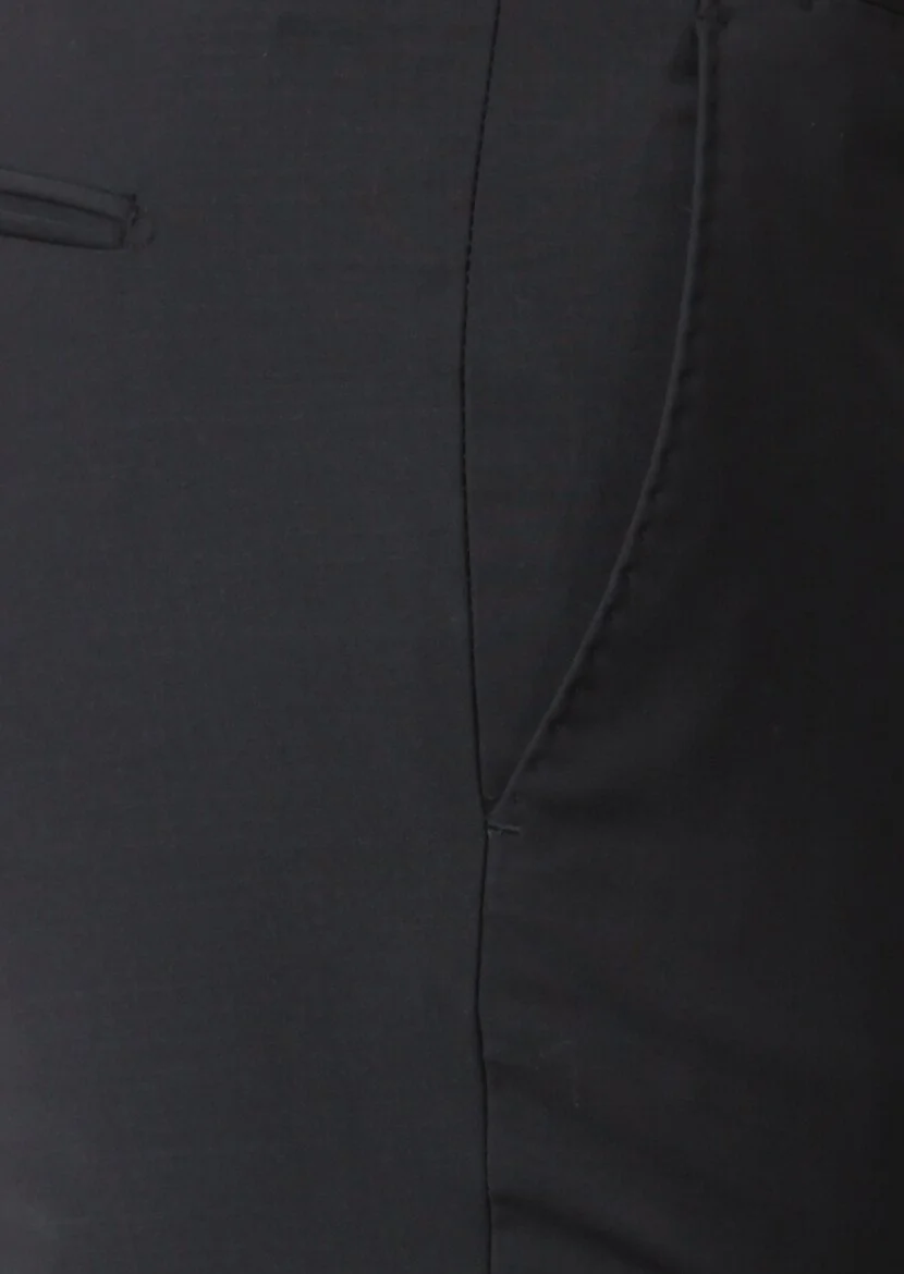 Black Material Modern Fit Classical Wool Blended Trousers - 3