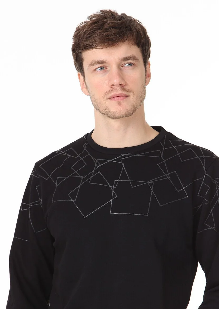 Black Patterned Sweatshirt 