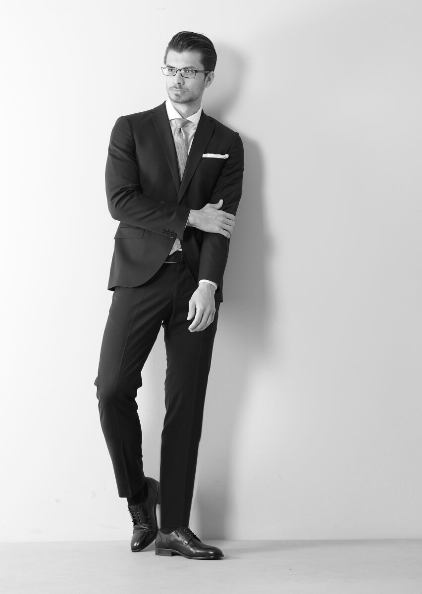 Black Plain Fashion Slim Fit Wool Blended Suit - 4