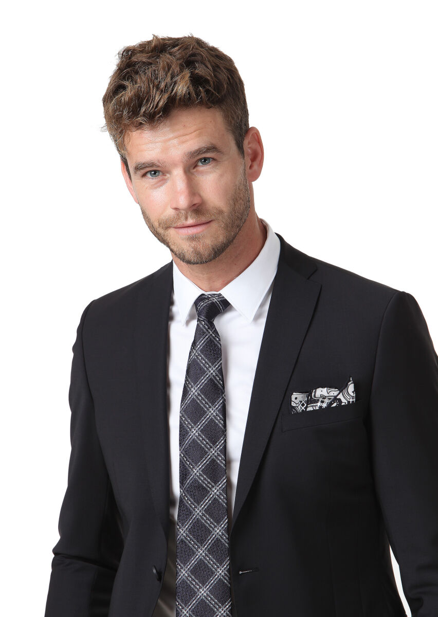 Black Plain Fashion Slim Fit Wool Blended Suit - 4