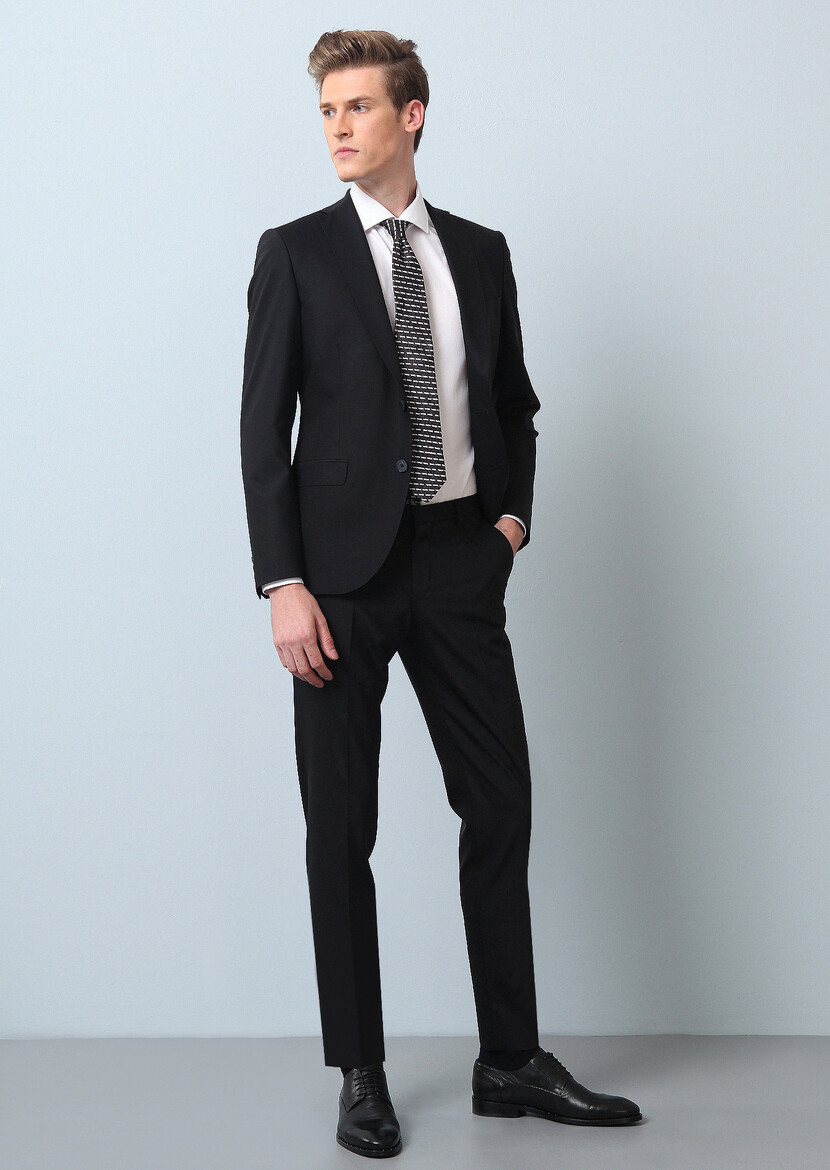 Black Plain Fashion Slim Fit Wool Blended Suit - 1