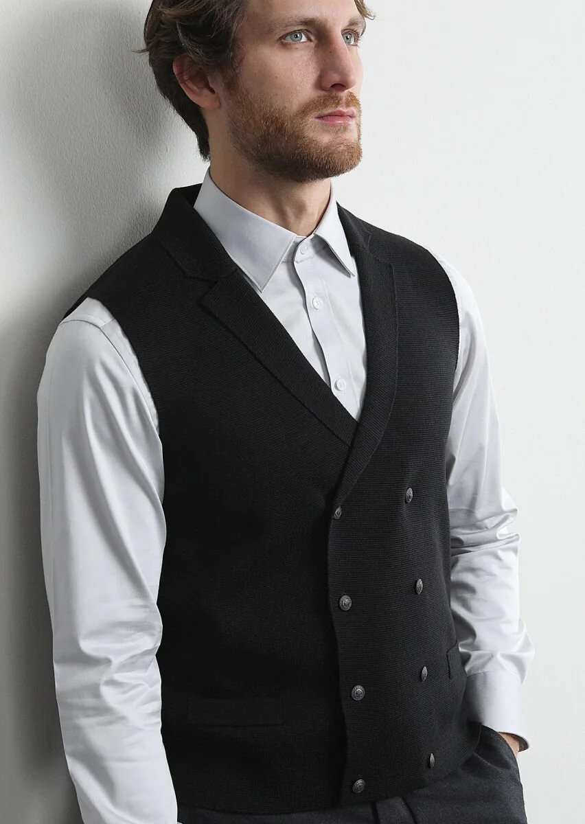 Black Plain Knitting Knit Vest - 1