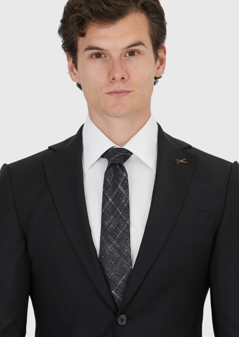 Black Plain Modern Fit Wool Blended Suit - 3