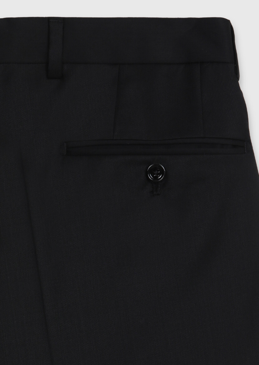 Black Plain Regular Fit 100% Wool Suit - 12