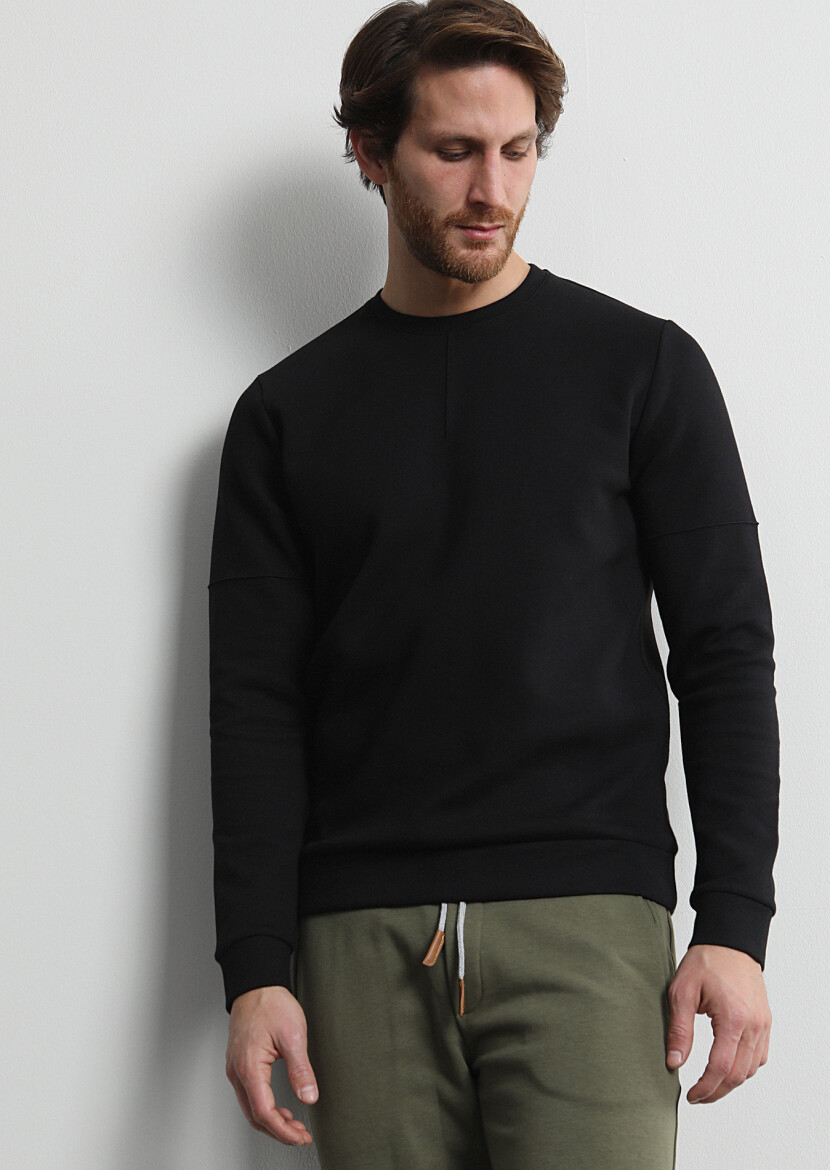 Black Plain Sweatshirt - 2