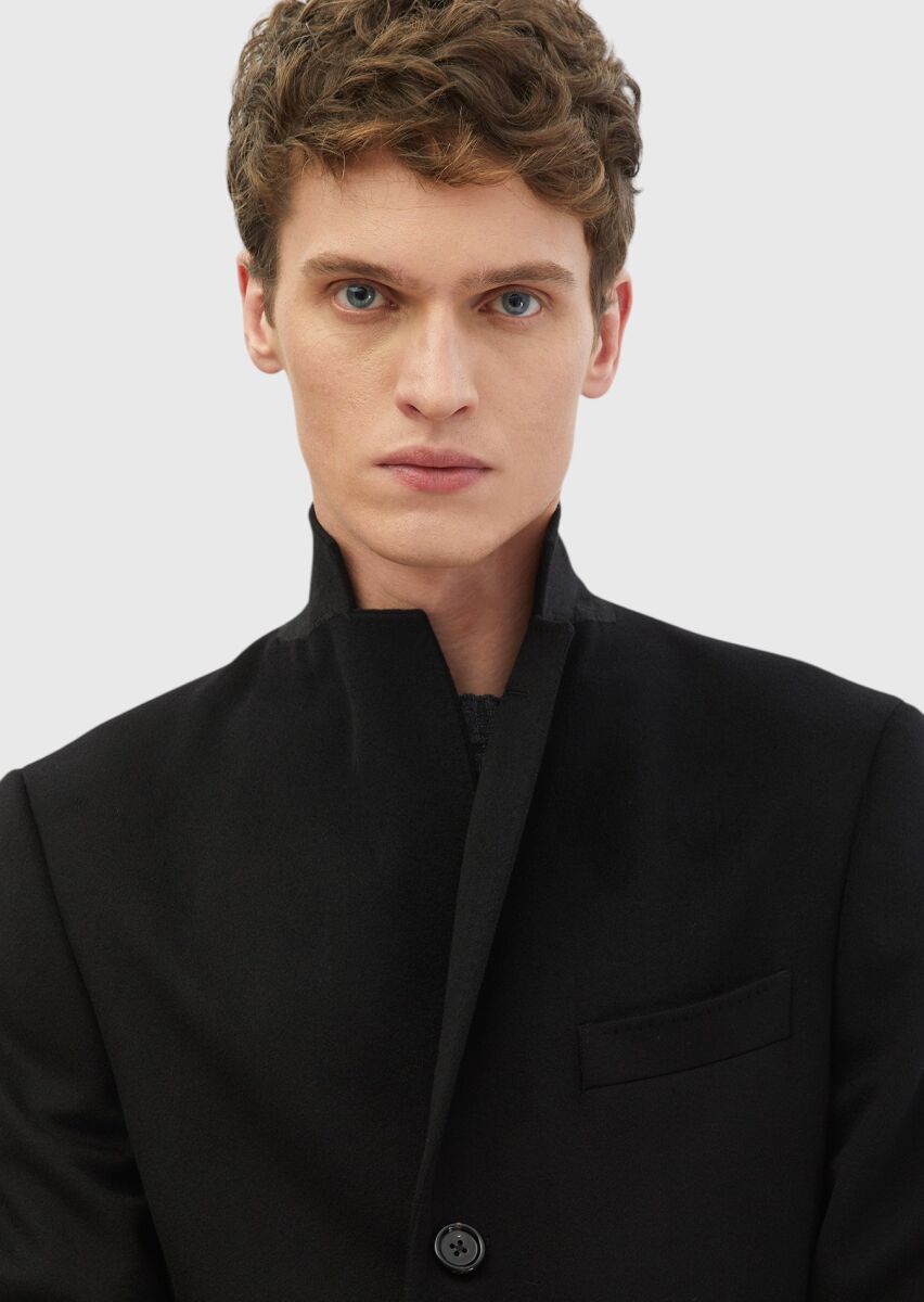 Black Regular Fit Butterfly Collar Classical Weaving Overcoat - 3