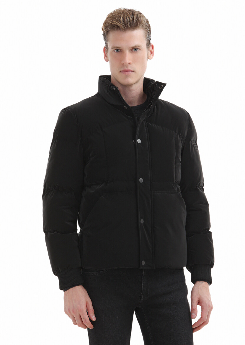 Black Regular Fit Turtleneck Casual Weaving Coat - 1