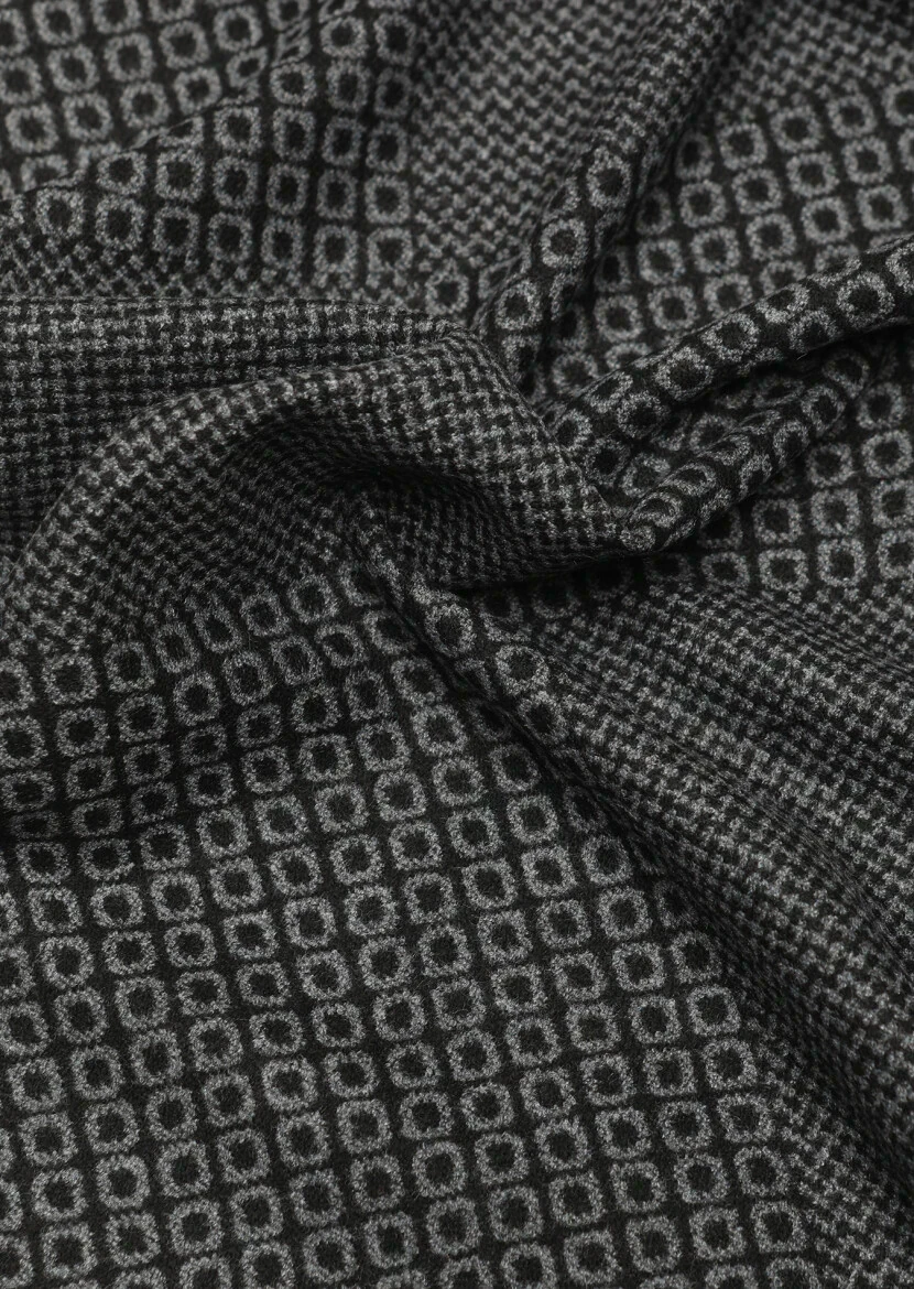 Black Scarf 