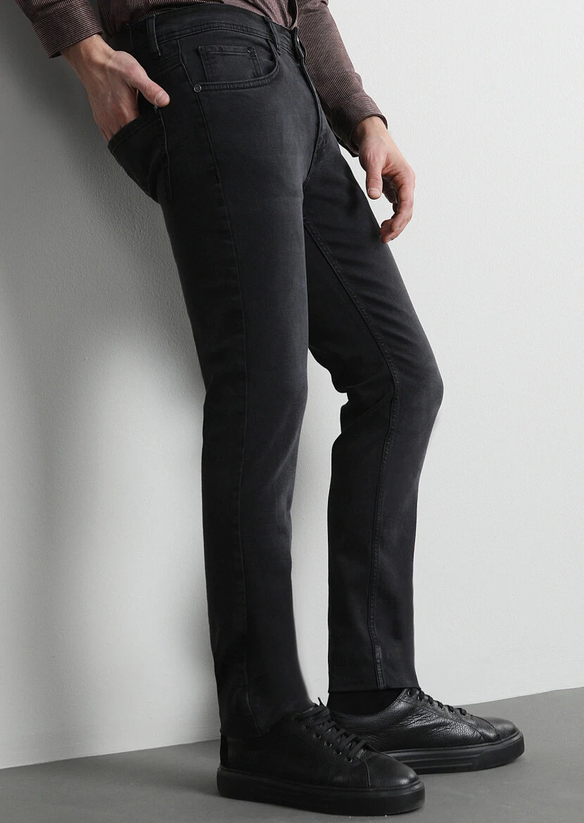 Black Slim Fit Denim Cotton Blended Trousers - 3