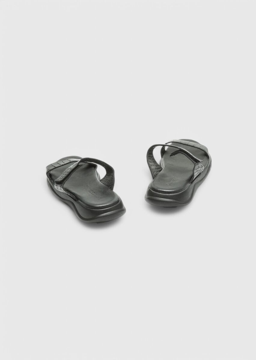 Black Slipper - 5