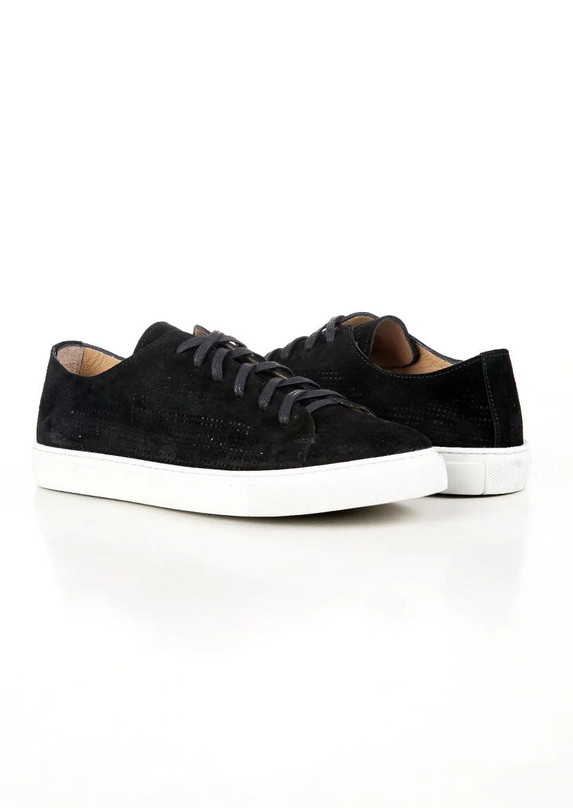 Black Sneaker - 3