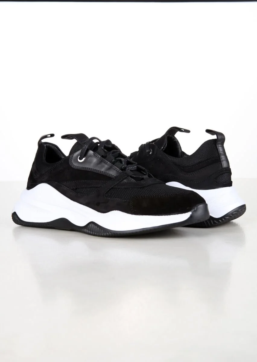 Black Sneaker - 3
