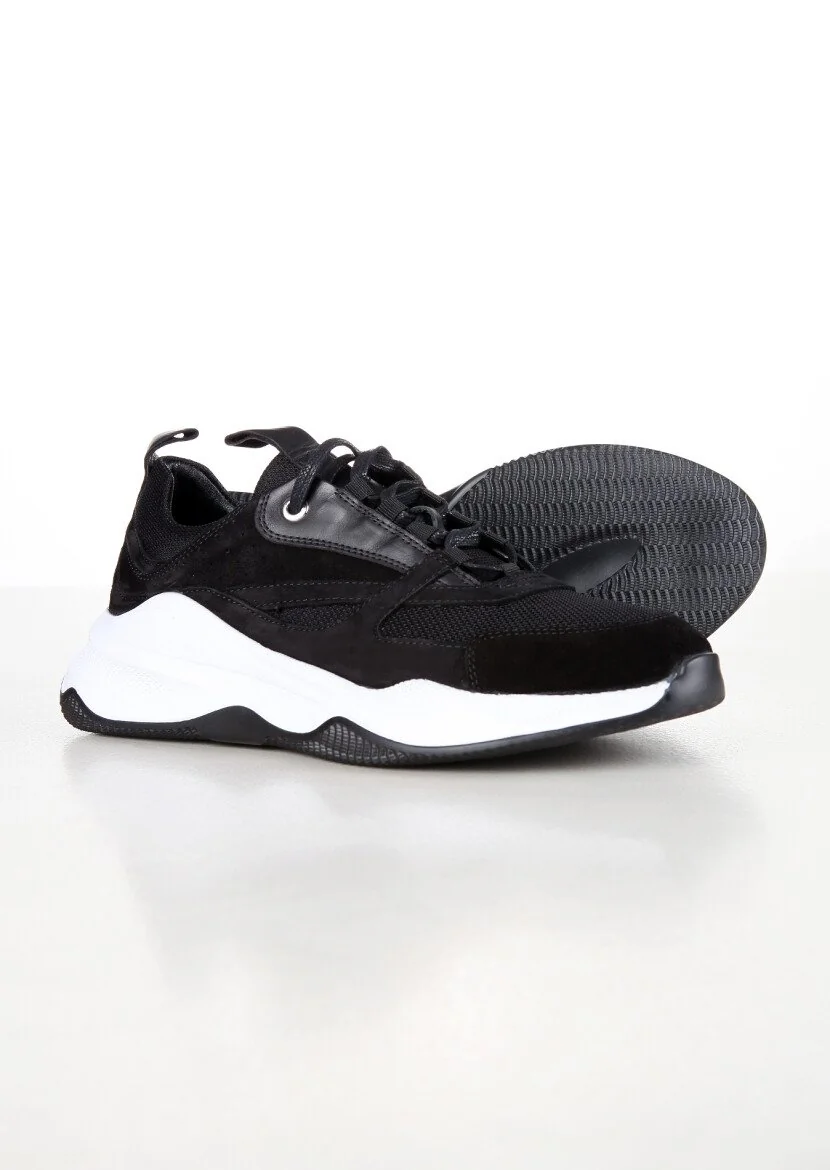 Black Sneaker - 4