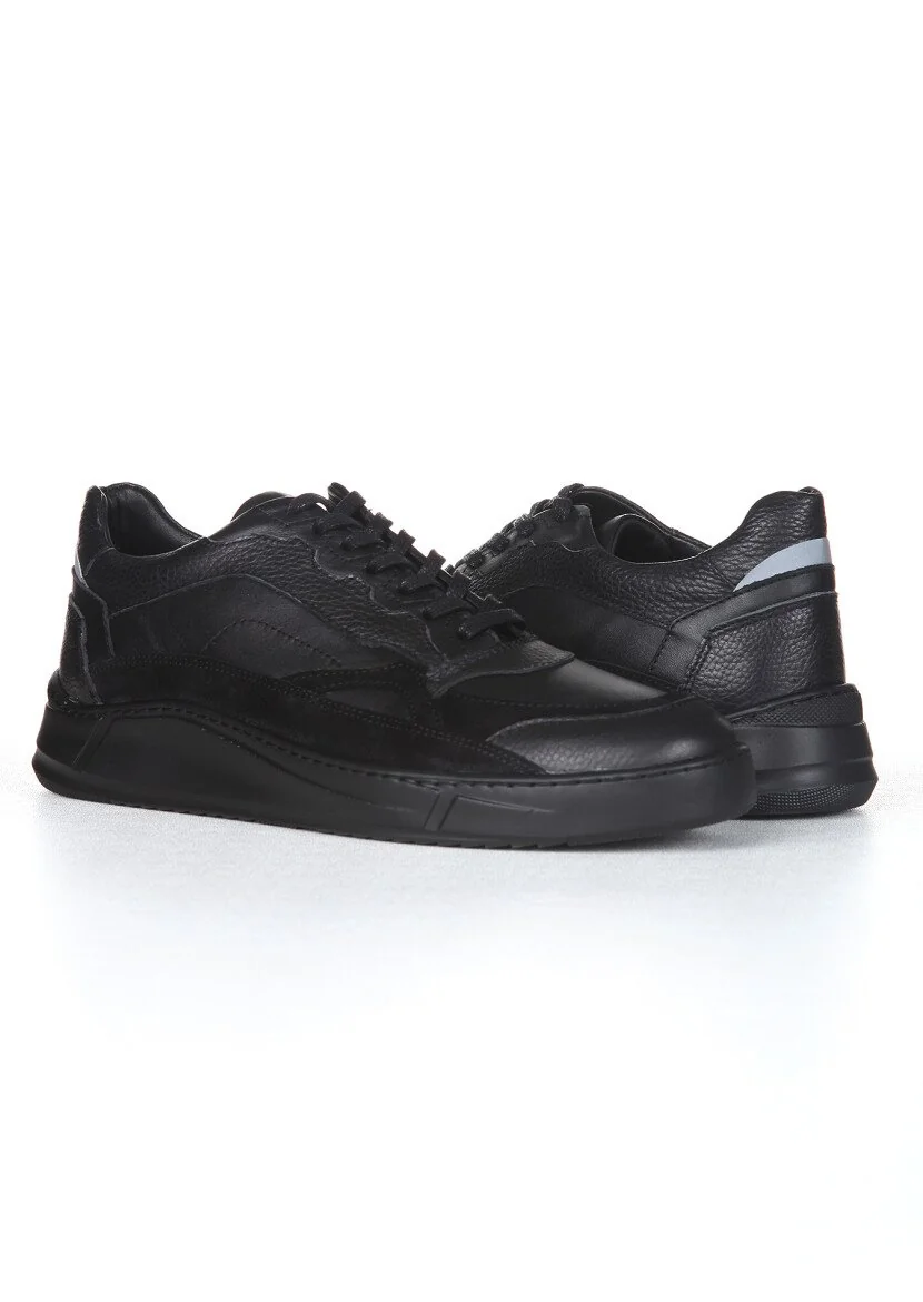 Black Sneaker - 3