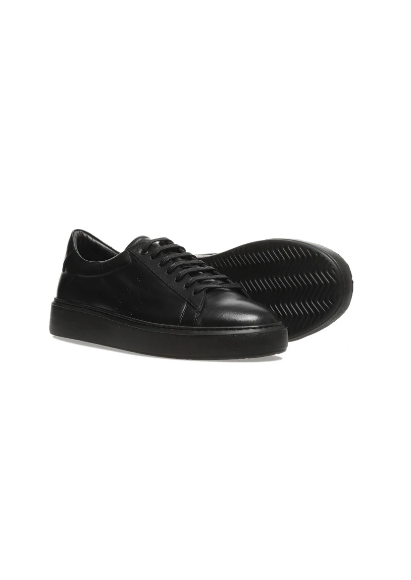 Black Sneaker - 3