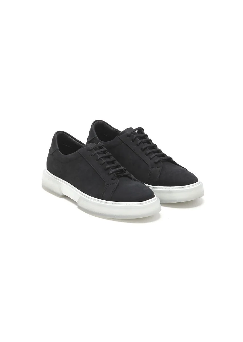 Black Sneaker - 2