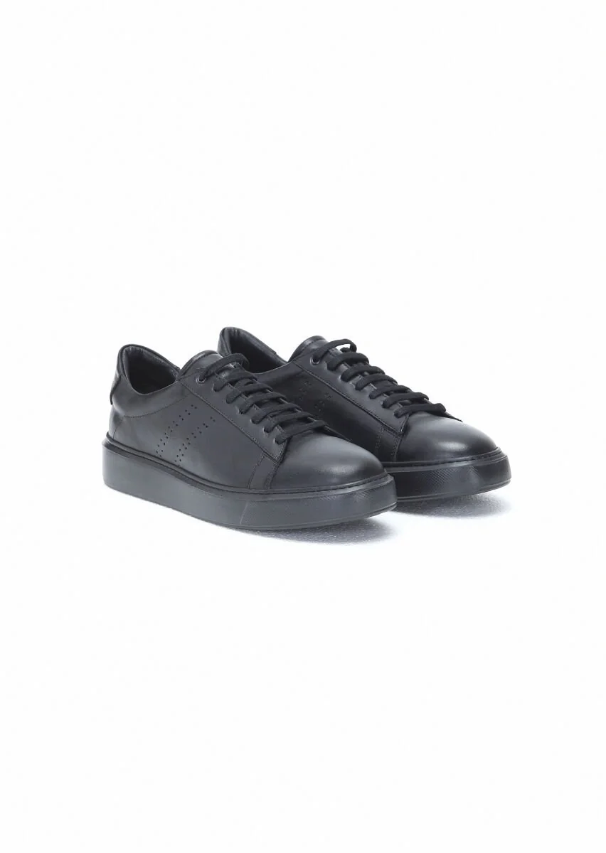 Black Sneaker - 2