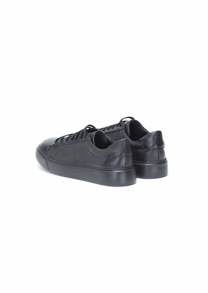 Black Sneaker - 4