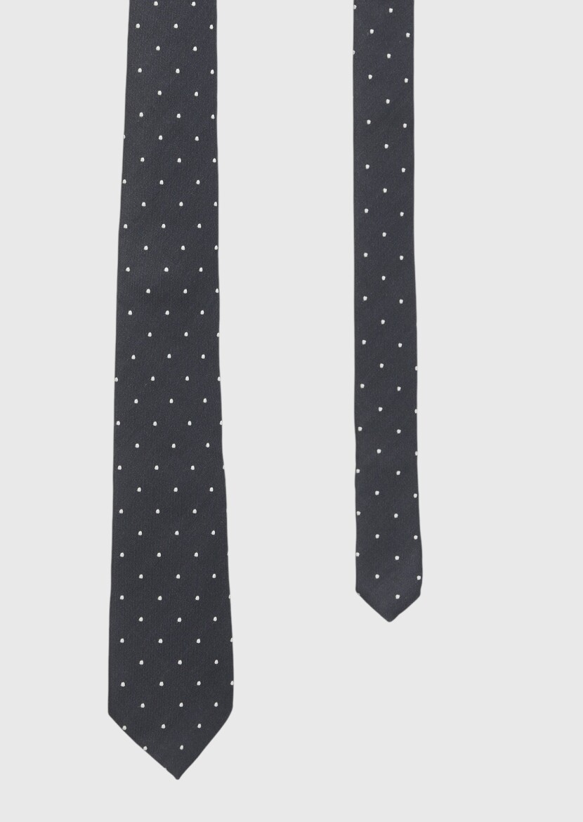 Black Tie 
