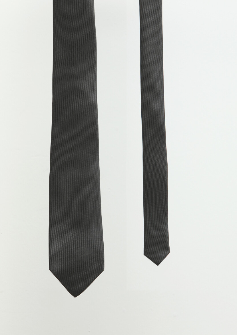 Black Tie 