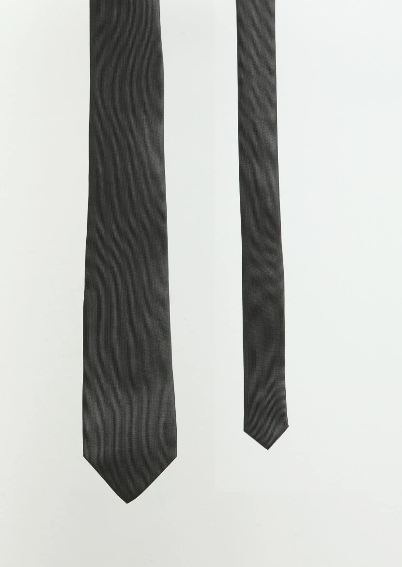 Black Tie 
