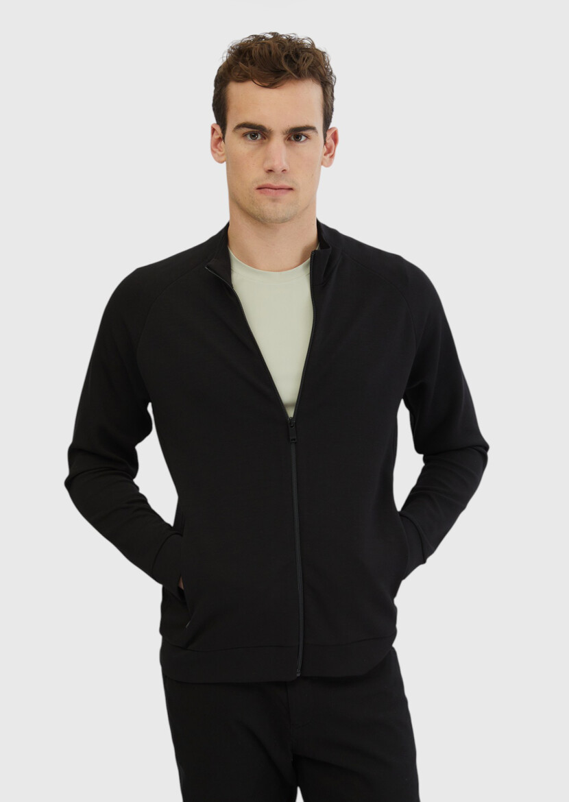 Black Turtleneck Plain Sweatshirt - RAMSEY
